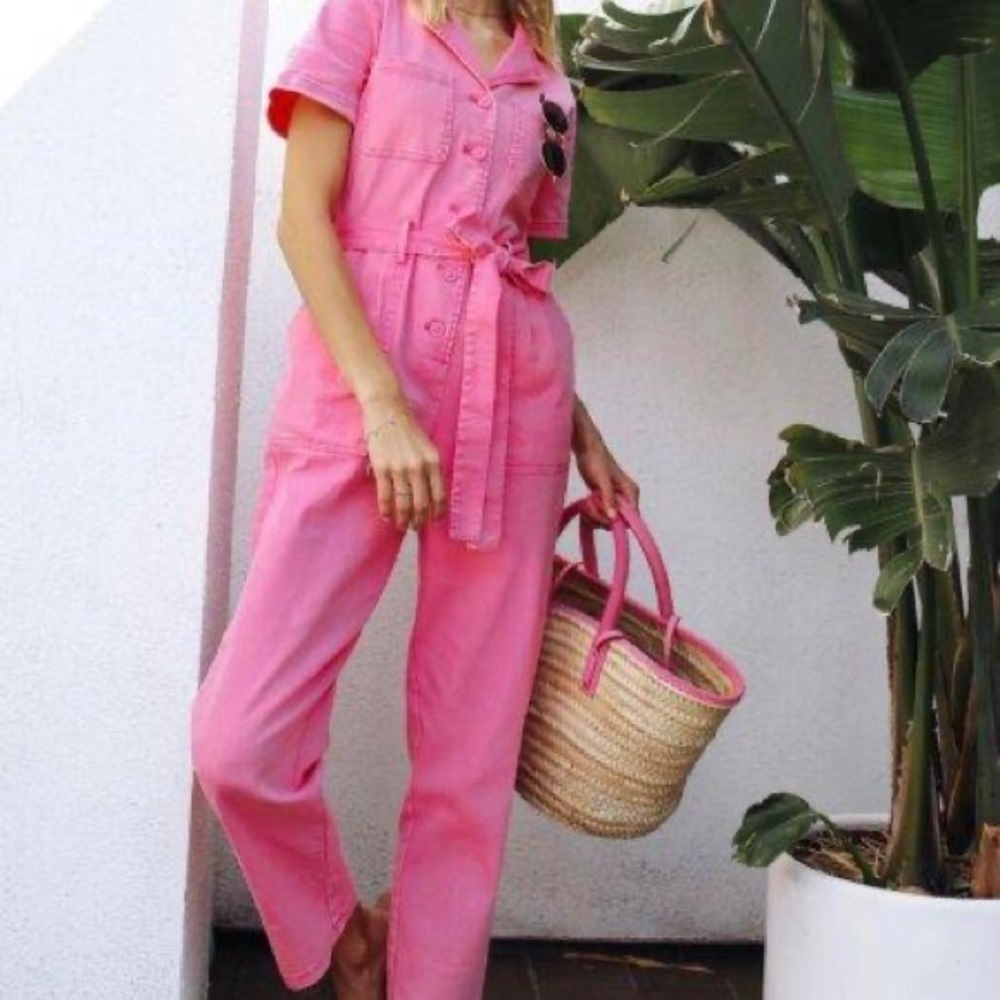 “Skies are Blue” pink jumpsuit! Size S, worn once.